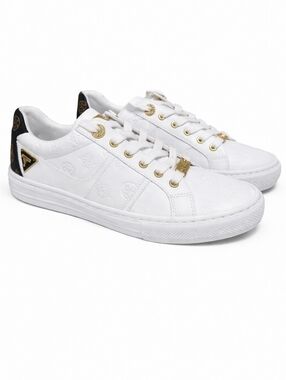 Guess White Gold Logo Sneakers Lace Up Low Top Women’s Size 9.5